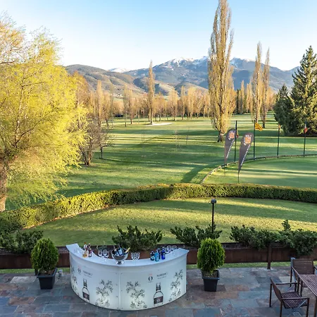 Xalet Del Golf 4*